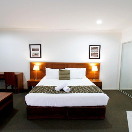 Chinchilla Downtown Motor Inn Kültér fotó
