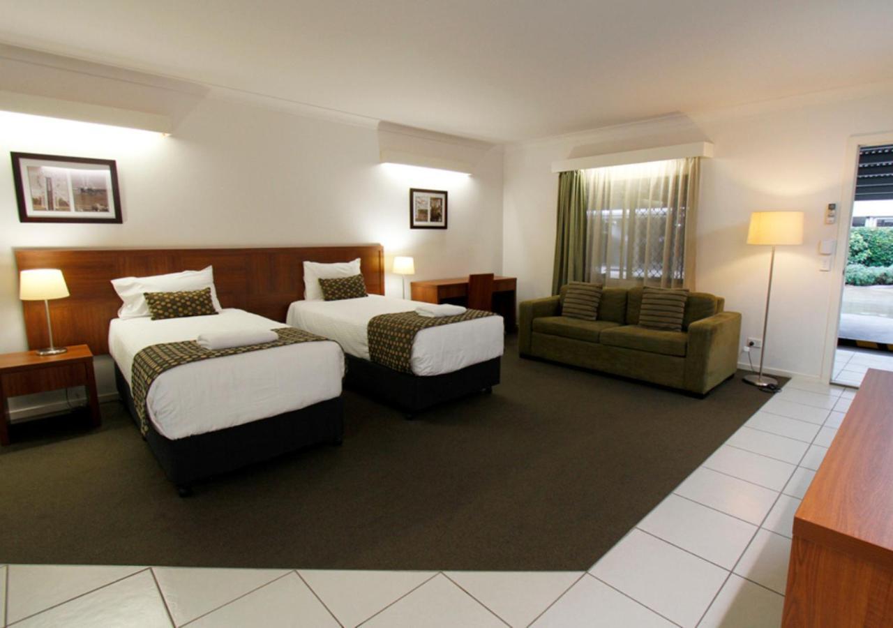 Chinchilla Downtown Motor Inn Kültér fotó