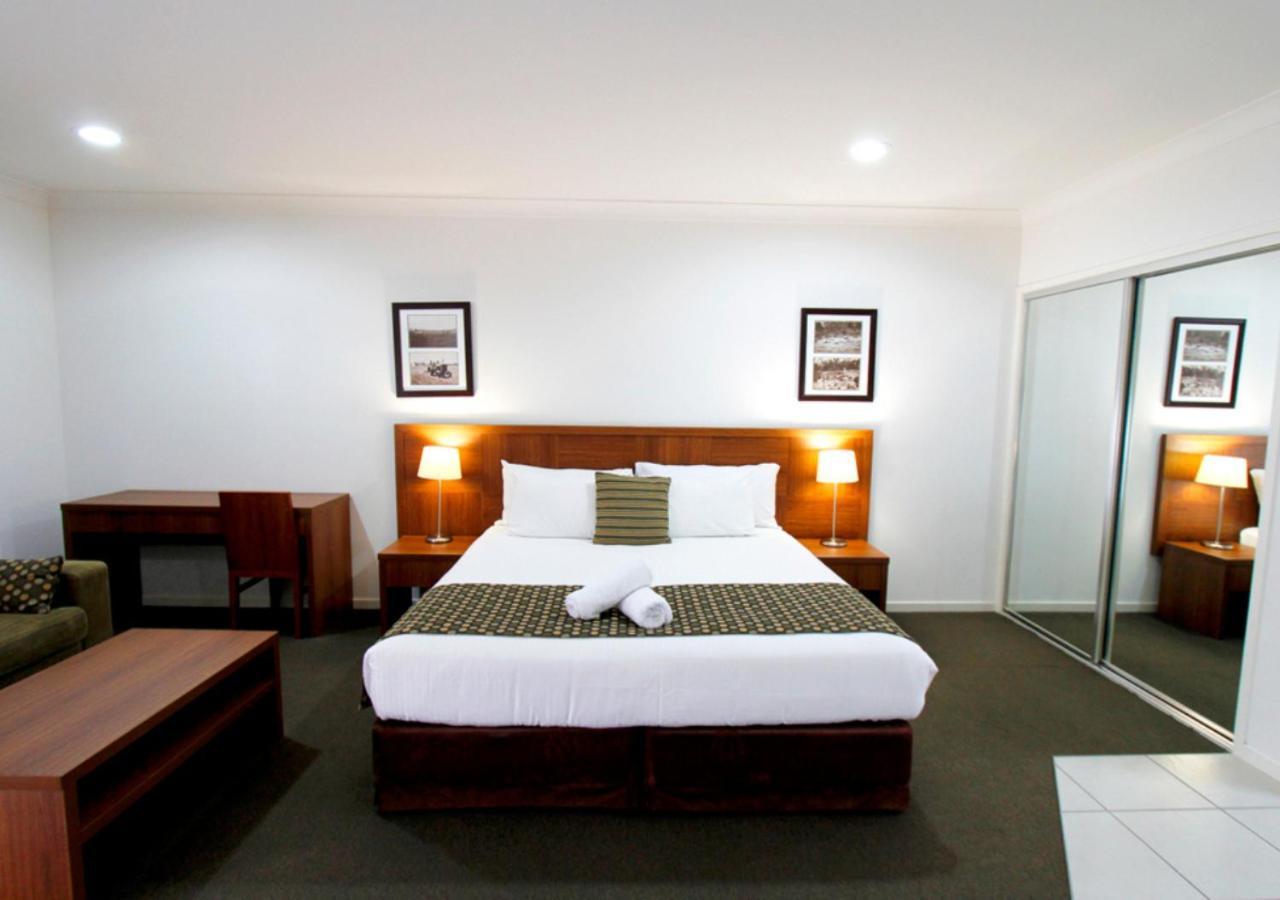 Chinchilla Downtown Motor Inn Kültér fotó