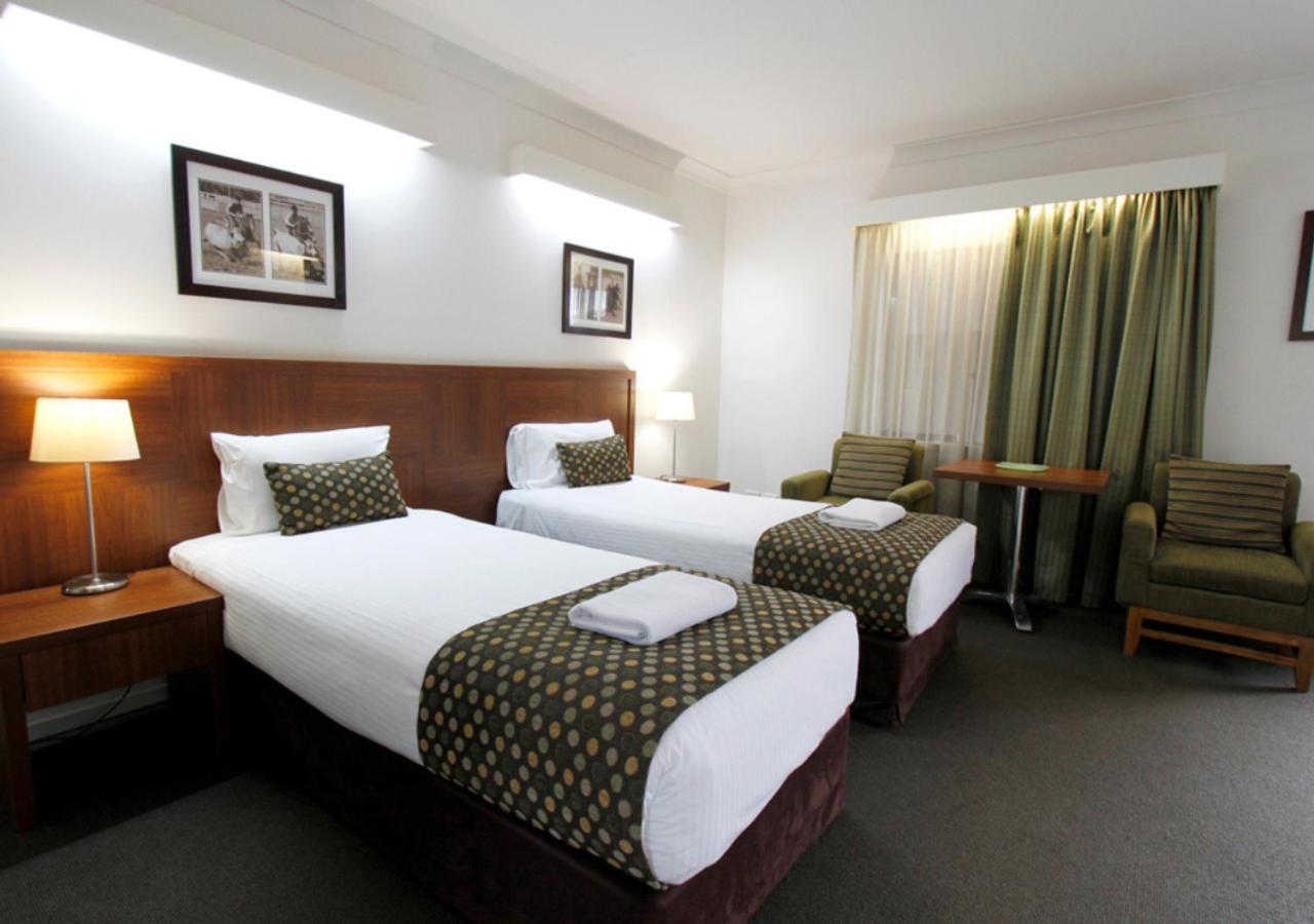 Chinchilla Downtown Motor Inn Kültér fotó