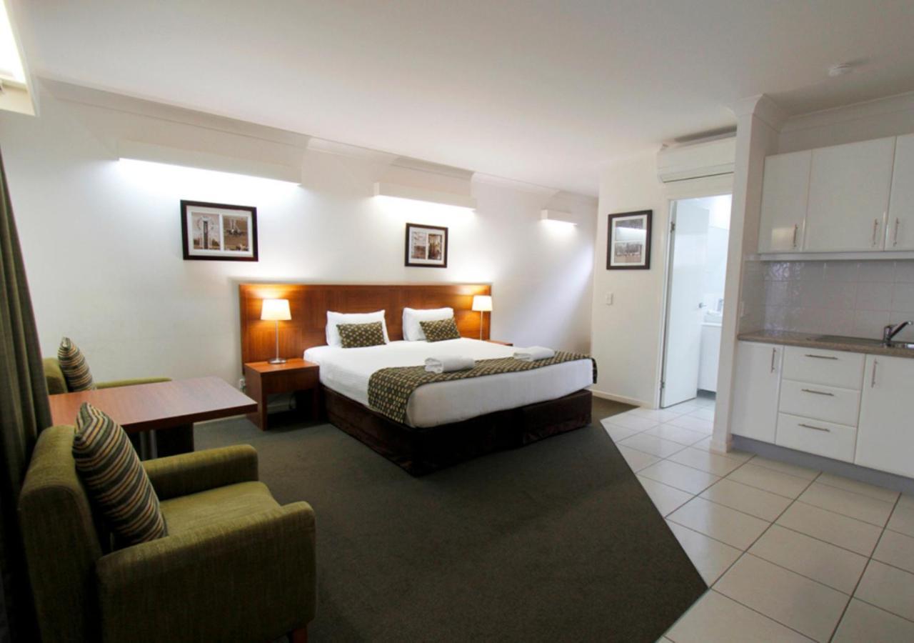Chinchilla Downtown Motor Inn Kültér fotó